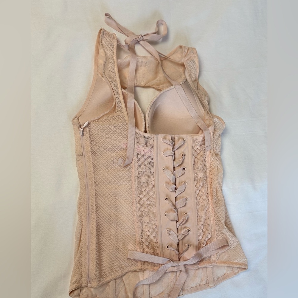Victoria's Secret Lace Corset Blush Pink High Neck Side Zip Size 34B Romantic - Picture 10 of 13